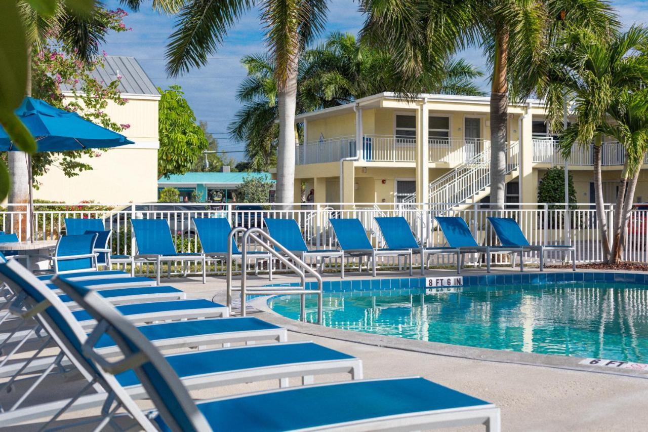 The Neptune Resort Fort Myers Beach Exterior foto